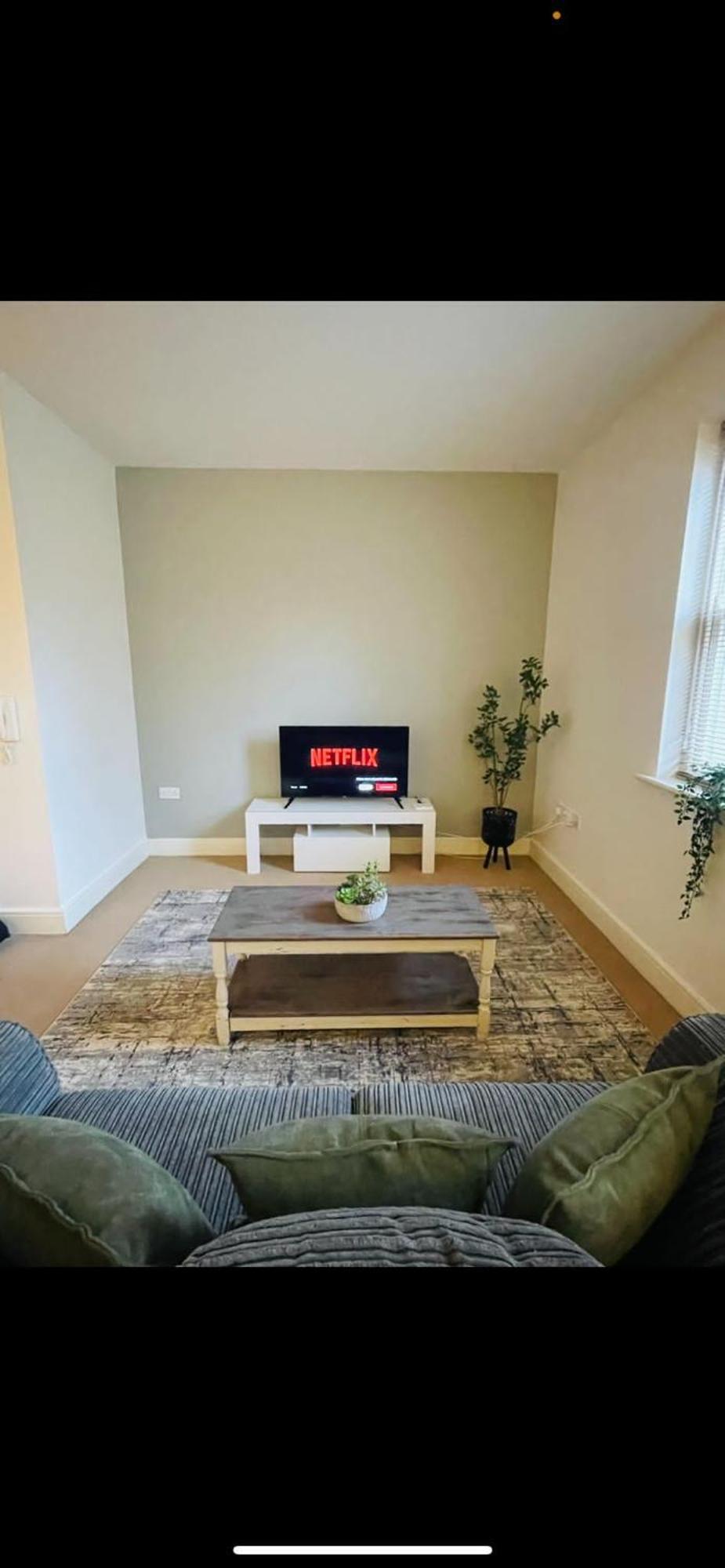 #St Georges Court By Derbnb, Spacious 2 Bedroom Apartments, Free Parking, Wi-Fi, Netflix & Within Walking Distance Of The City Centre Derby Buitenkant foto