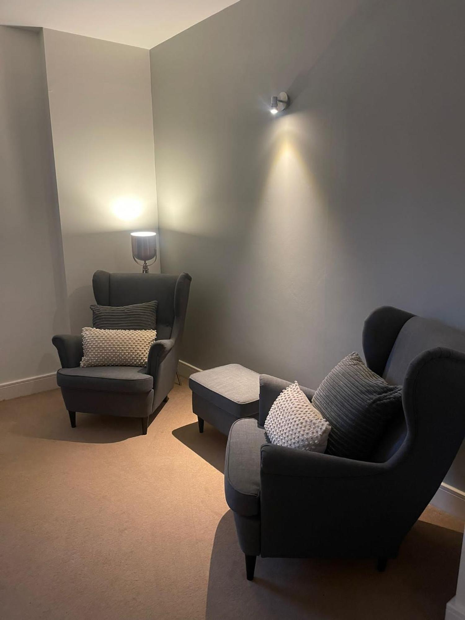 #St Georges Court By Derbnb, Spacious 2 Bedroom Apartments, Free Parking, Wi-Fi, Netflix & Within Walking Distance Of The City Centre Derby Buitenkant foto