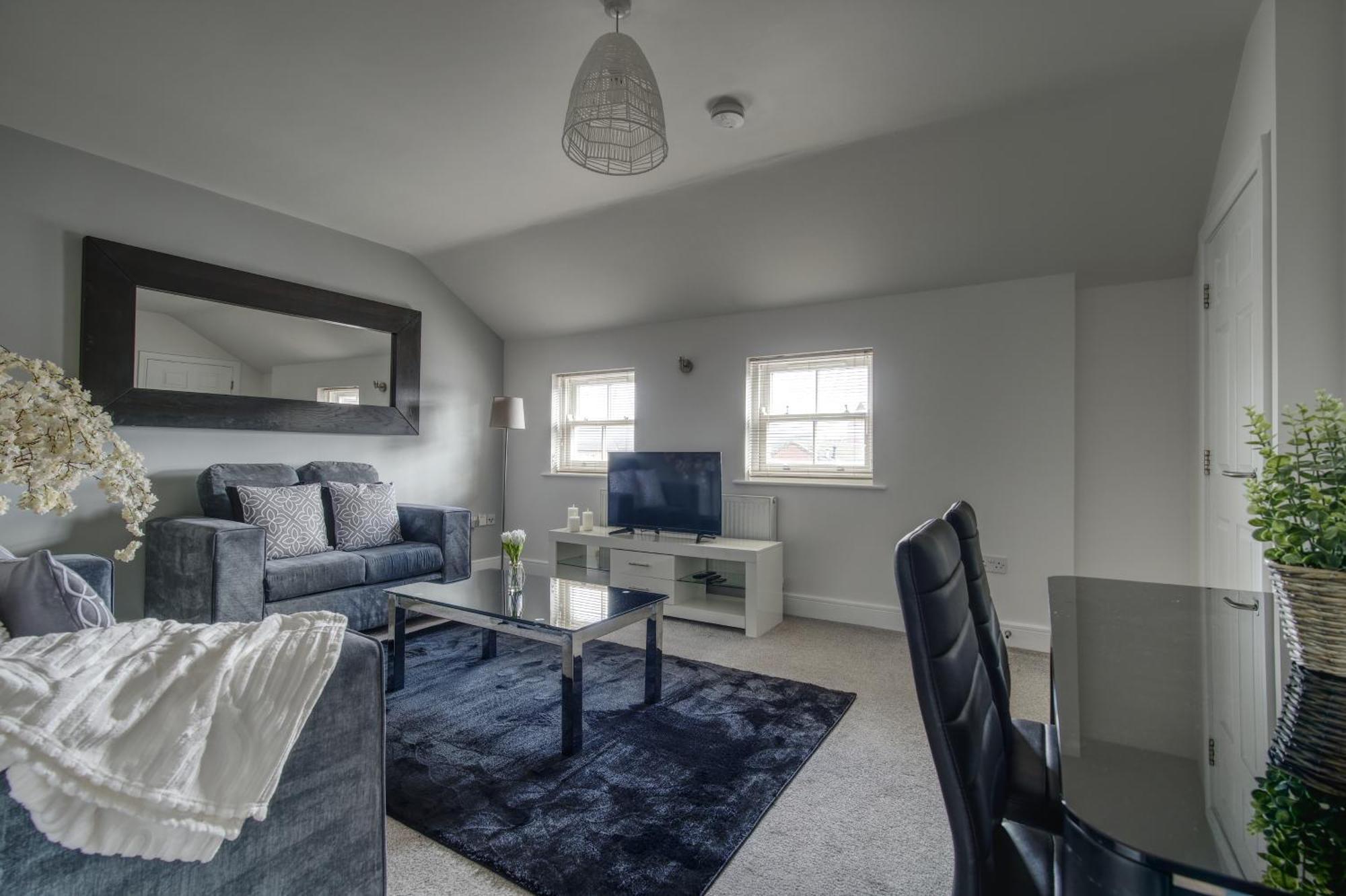 #St Georges Court By Derbnb, Spacious 2 Bedroom Apartments, Free Parking, Wi-Fi, Netflix & Within Walking Distance Of The City Centre Derby Buitenkant foto